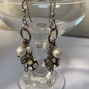 Pretty older long dangly charm style earrings rhinestones & pearls